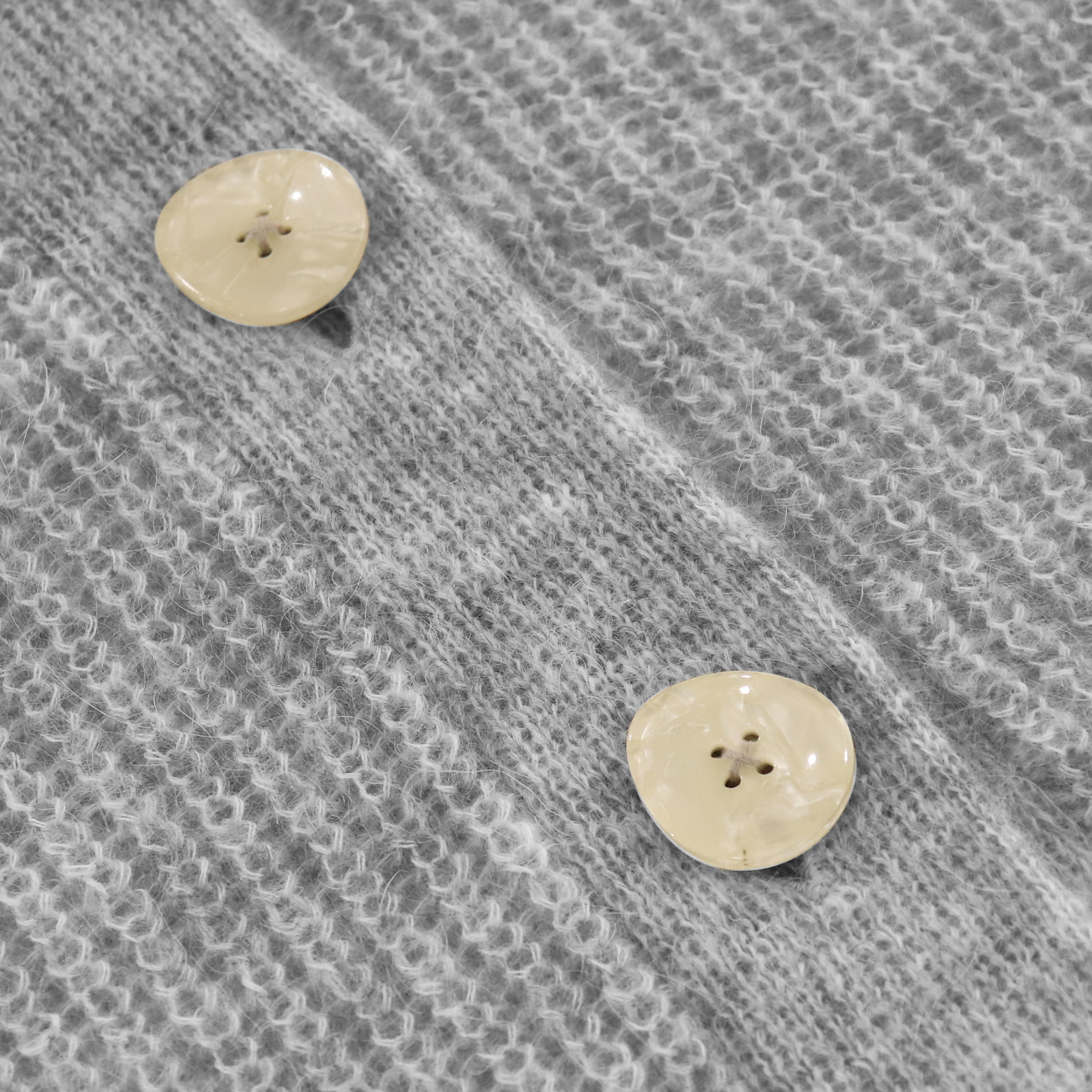 Hochwertige benutzerdefinierte Winter Einfarbig Langarm Wolle Frauen Puppenkragen Strickpullover Strickjacke