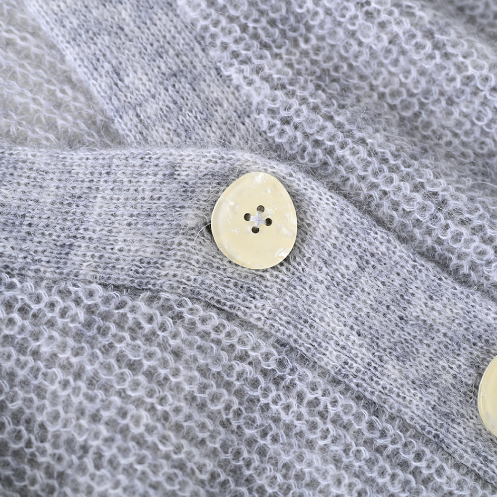 OEM-Fertigung kundenspezifische Herbst-Winter-Strickwaren mit V-Ausschnitt gestrickter langer Damen-Pullover-Mantel-Cardigan