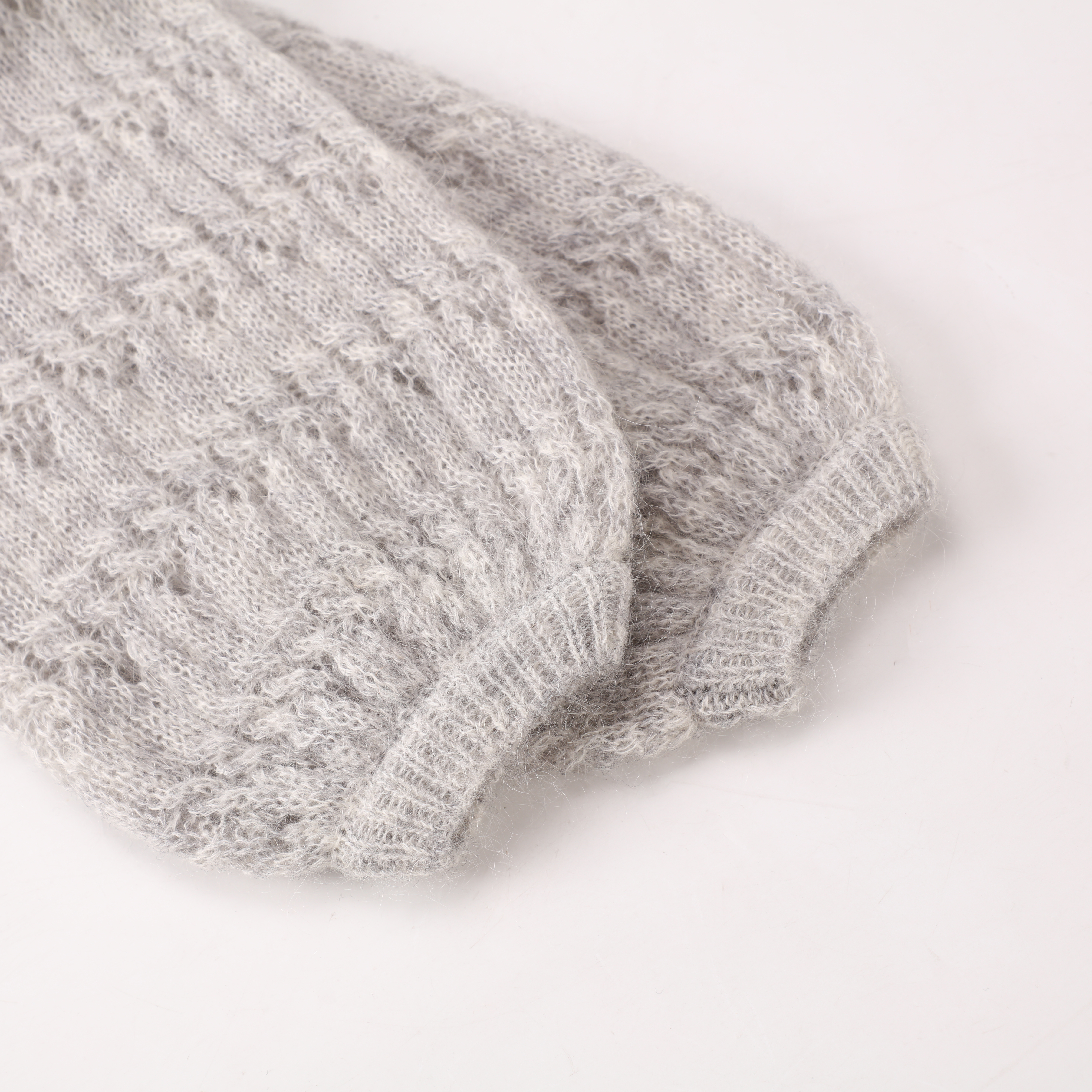 Winter OEM Custom Grau Langarm V-Ausschnitt Damen Strickpullover Strickjacke aus weicher Wolle für Damen