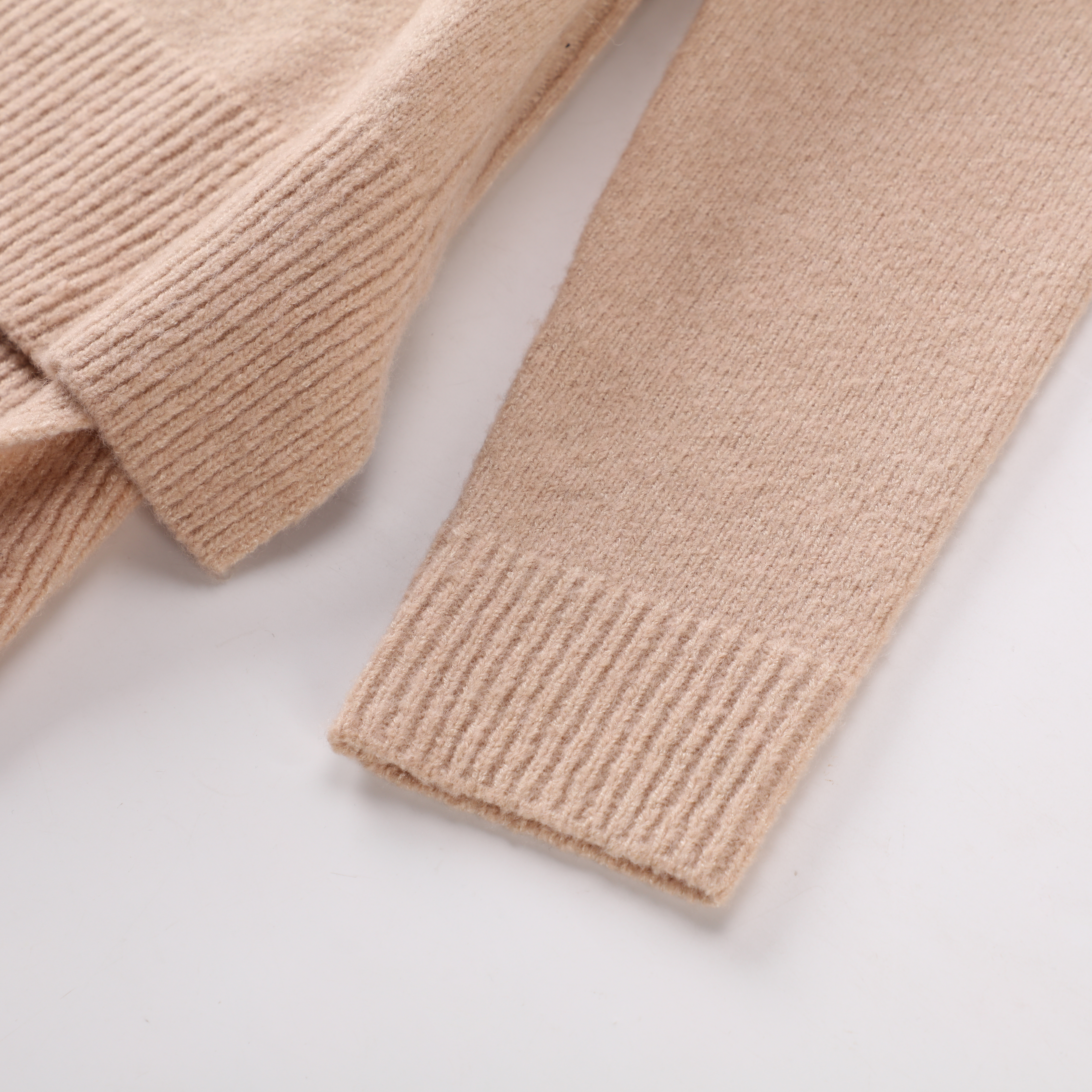 Herbst Winter OEM Custom Beige Langarm Lose Damen Damen Pullover Strickpullover