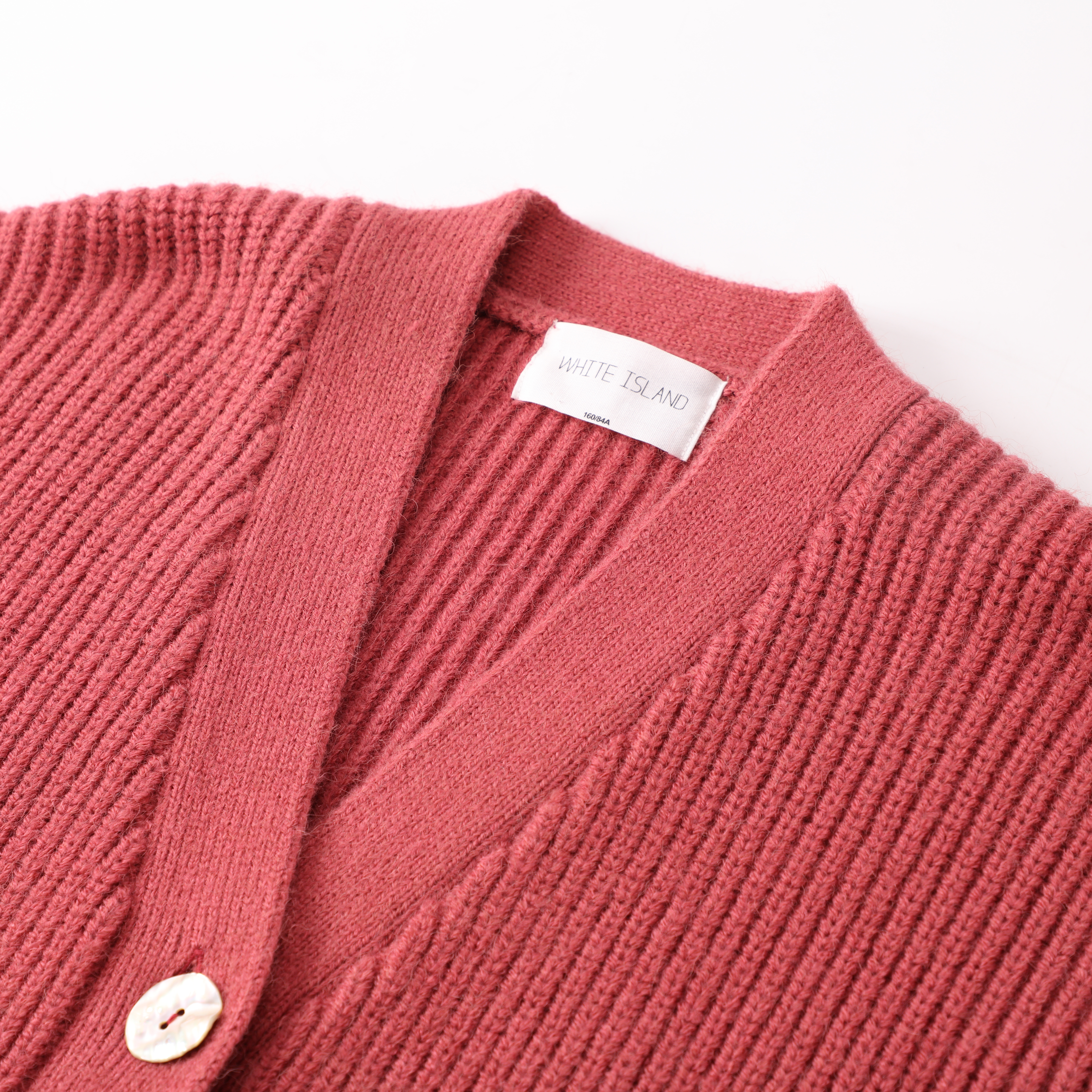 Hochwertige Winter OEM Custom Red Langarm V-Ausschnitt Damen Top Strickpullover Strickjacke für Damen