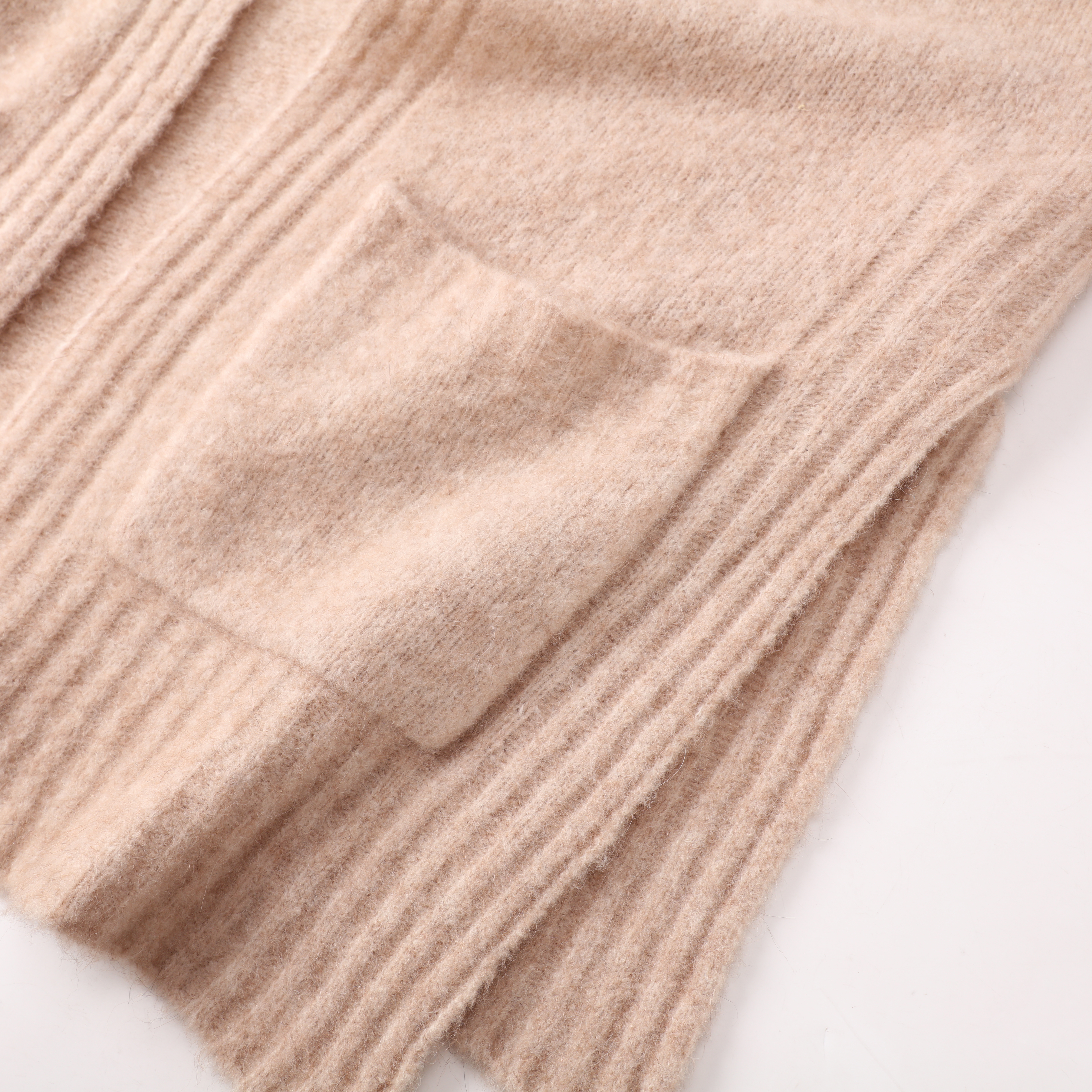 OEM Custom Beige Langarm Wolle Damen Häkeltop Strickpullover Strickjacke mit Tasche