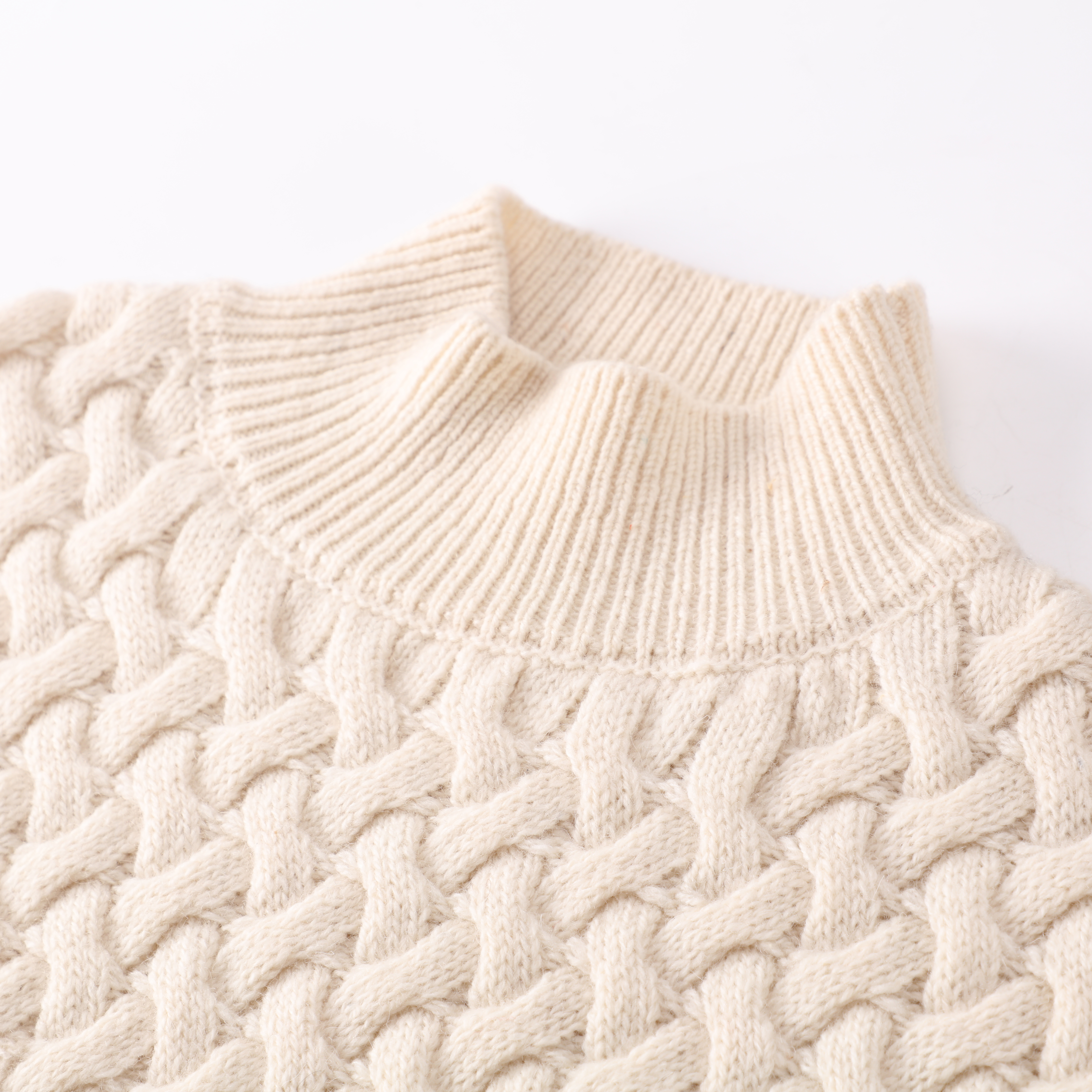 Herbst-Winter-Soem-Fabrik-kundenspezifischer beige langer Hülsen-geometrischer Muster-Frauen-Damen-Pullover-Strickpullover